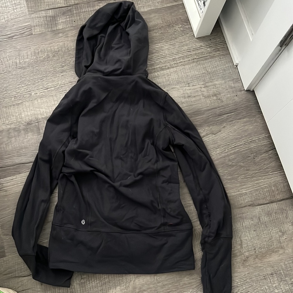 Lululemon warm up jacket - Picture 4 of 5